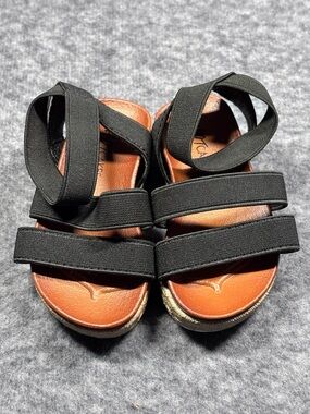 Hot Cakes Black Strap Sandals with Brown Footbed